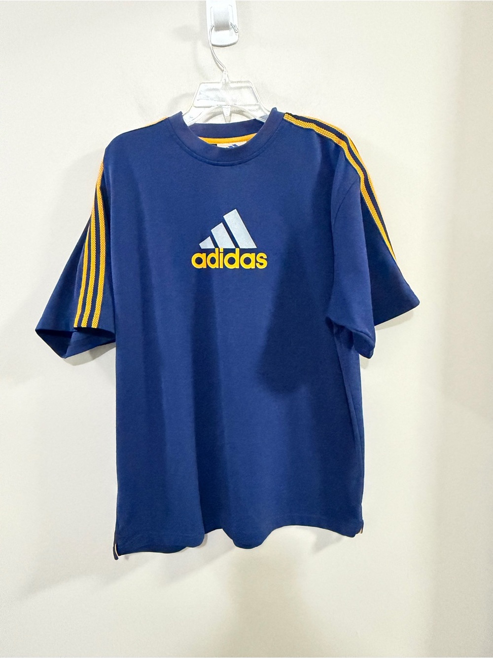 Vintage Y2K adidas Navy Cotton Tee with Iconic 3-Stripe Details on Sleeves. L